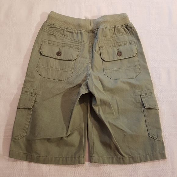 Cat & Jack light green cargo shorts 8/10 - Picture 5 of 5